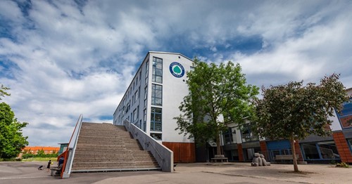 Lindegårdsskolen løber for Red Barnet