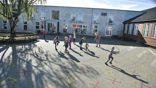 Ø. Brønderslev Centralskole løber for Red Barnet